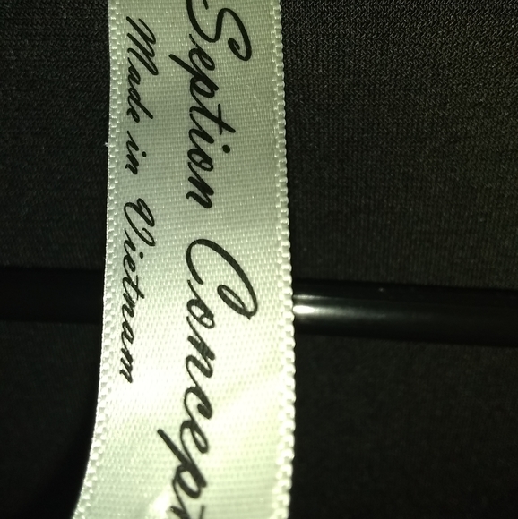 Two piece top - Picture 2 of 11